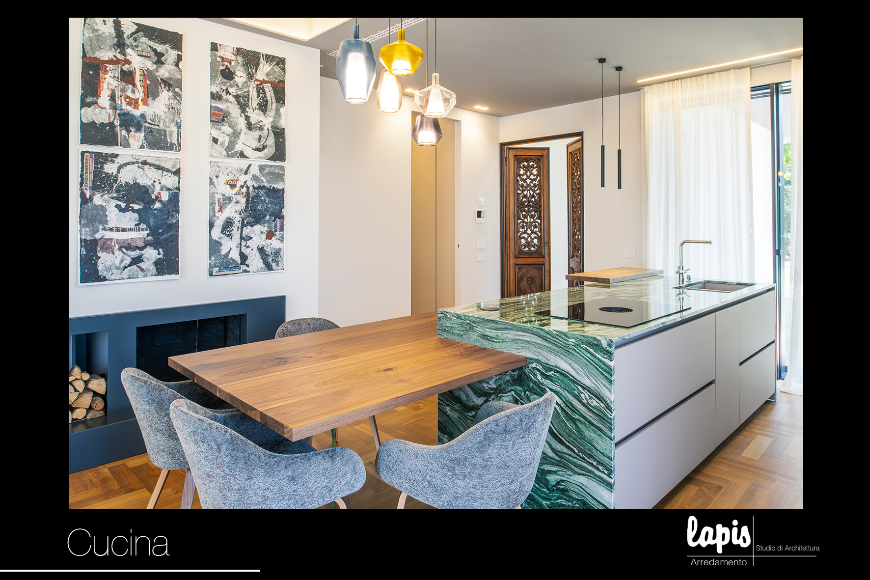 Portfolio Lapis Arredamento - INFLUSSI MARMOREI IMMERSI NEL VERDE Progettazione, Costruzione e Arredamento